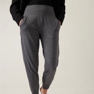 Athleta Venice Jogger Medium Tall